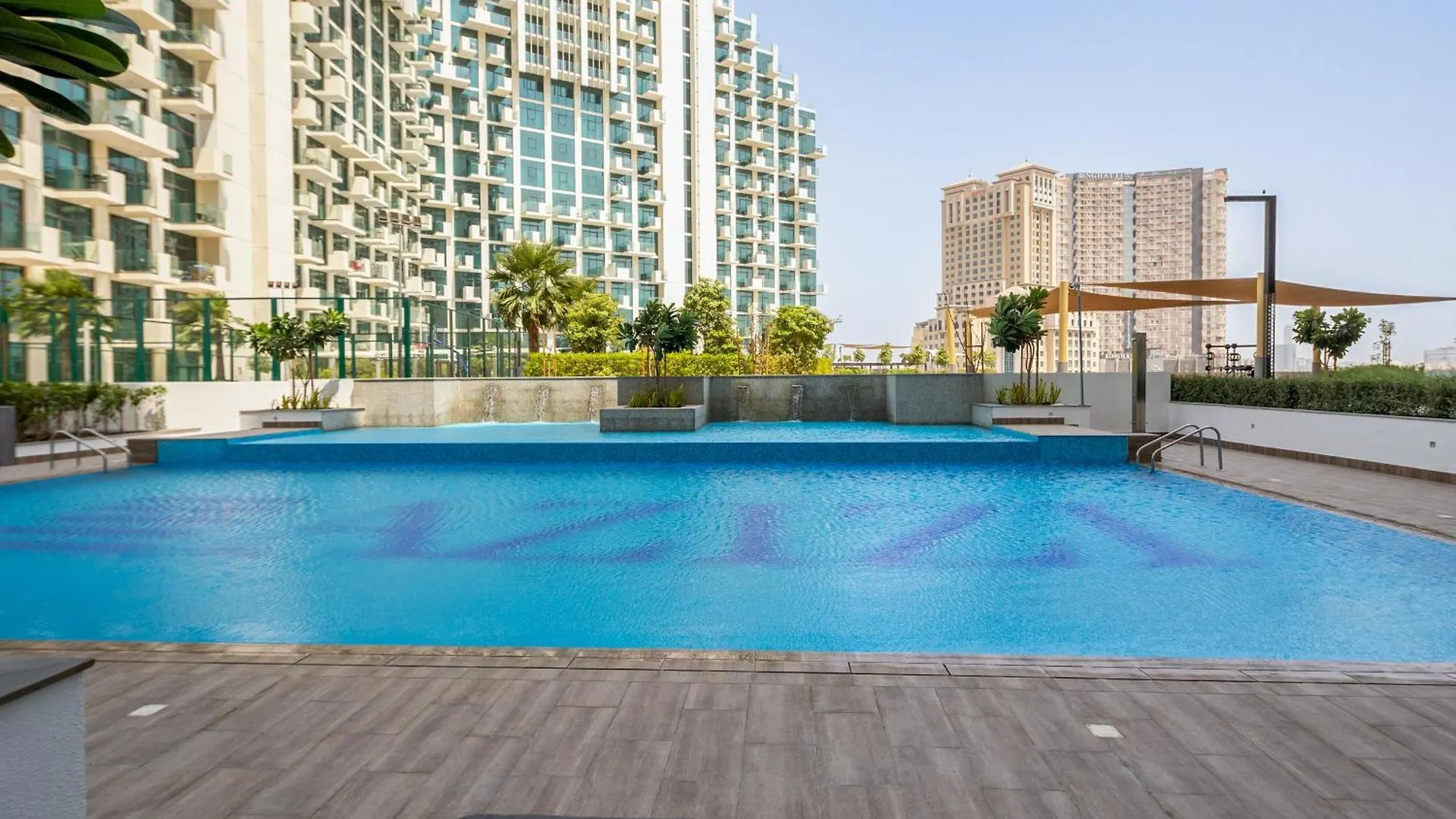 Creek Water View Apartment Sleeps 4 Dubai