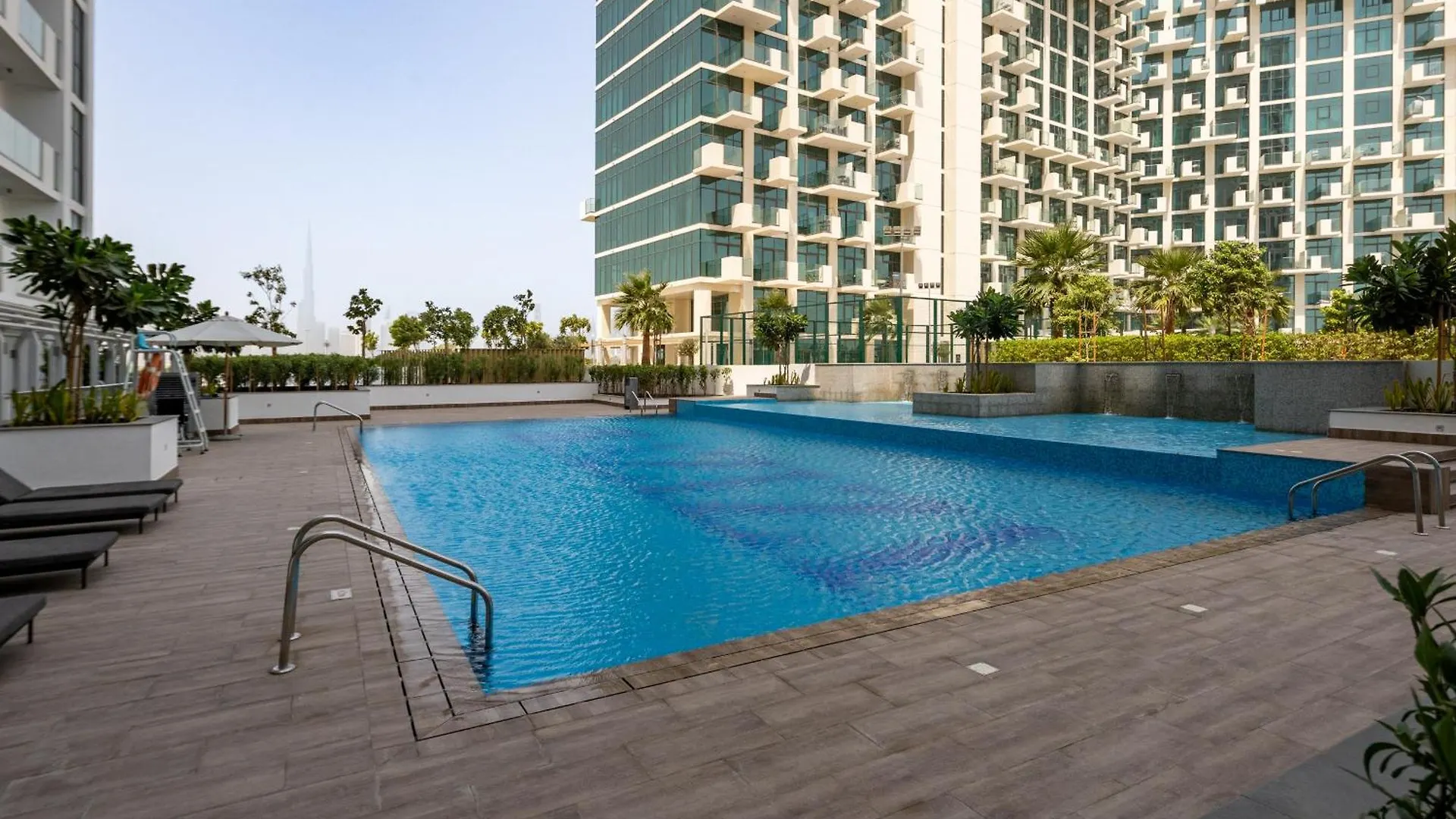 Creek Water View Apartment Sleeps 4 Dubai